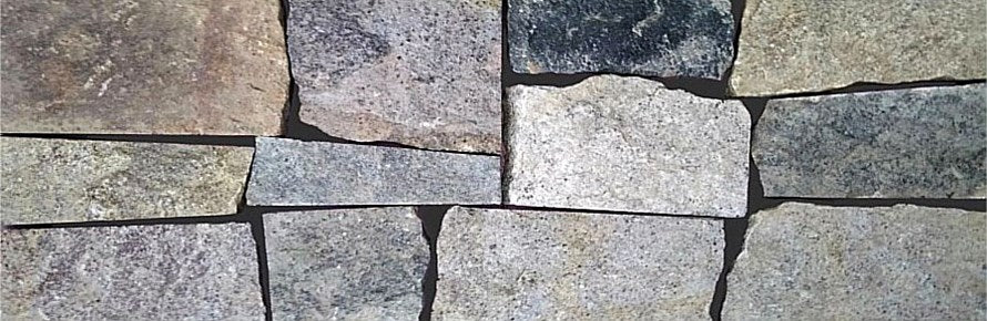 Revestimento de pedra quadrado e retangular