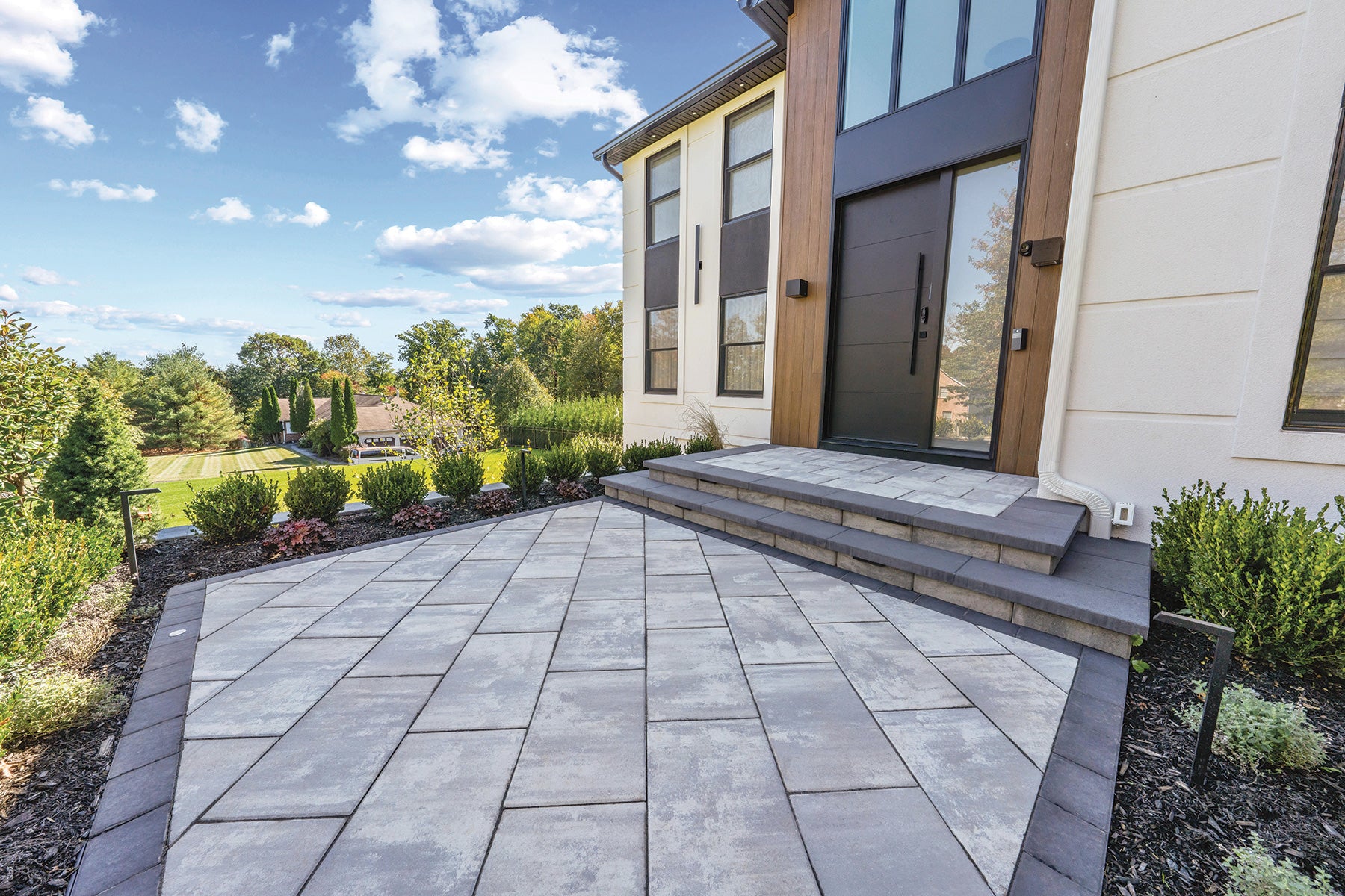 Alpine Contemporary 16 x 24 Pavers