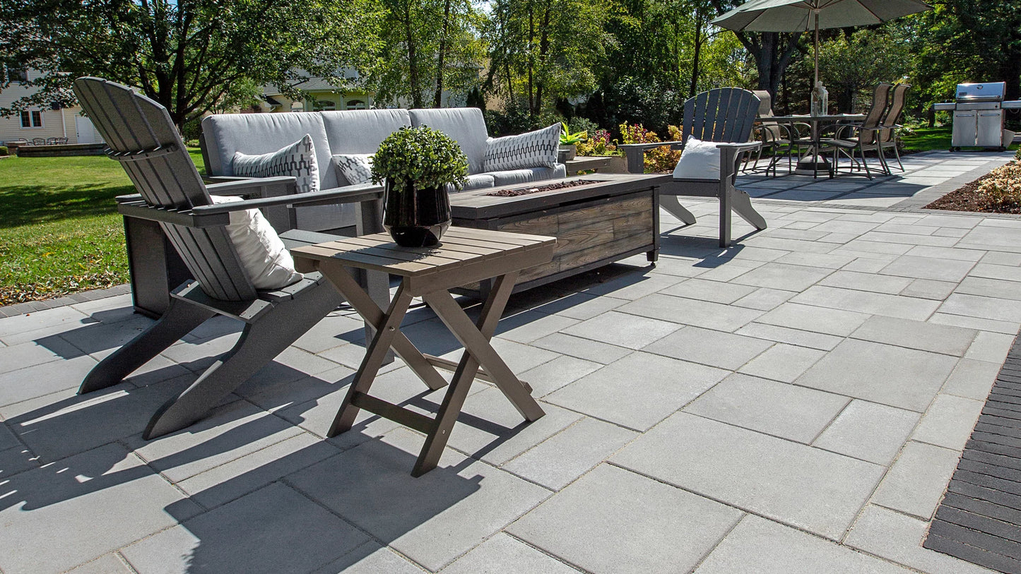 Beacon Hill™ Smooth with EasyClean™ Pavers