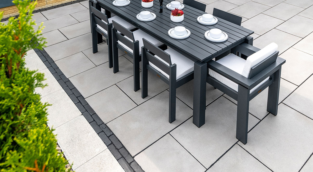 Beacon Hill™ Smooth with EasyClean™ Pavers