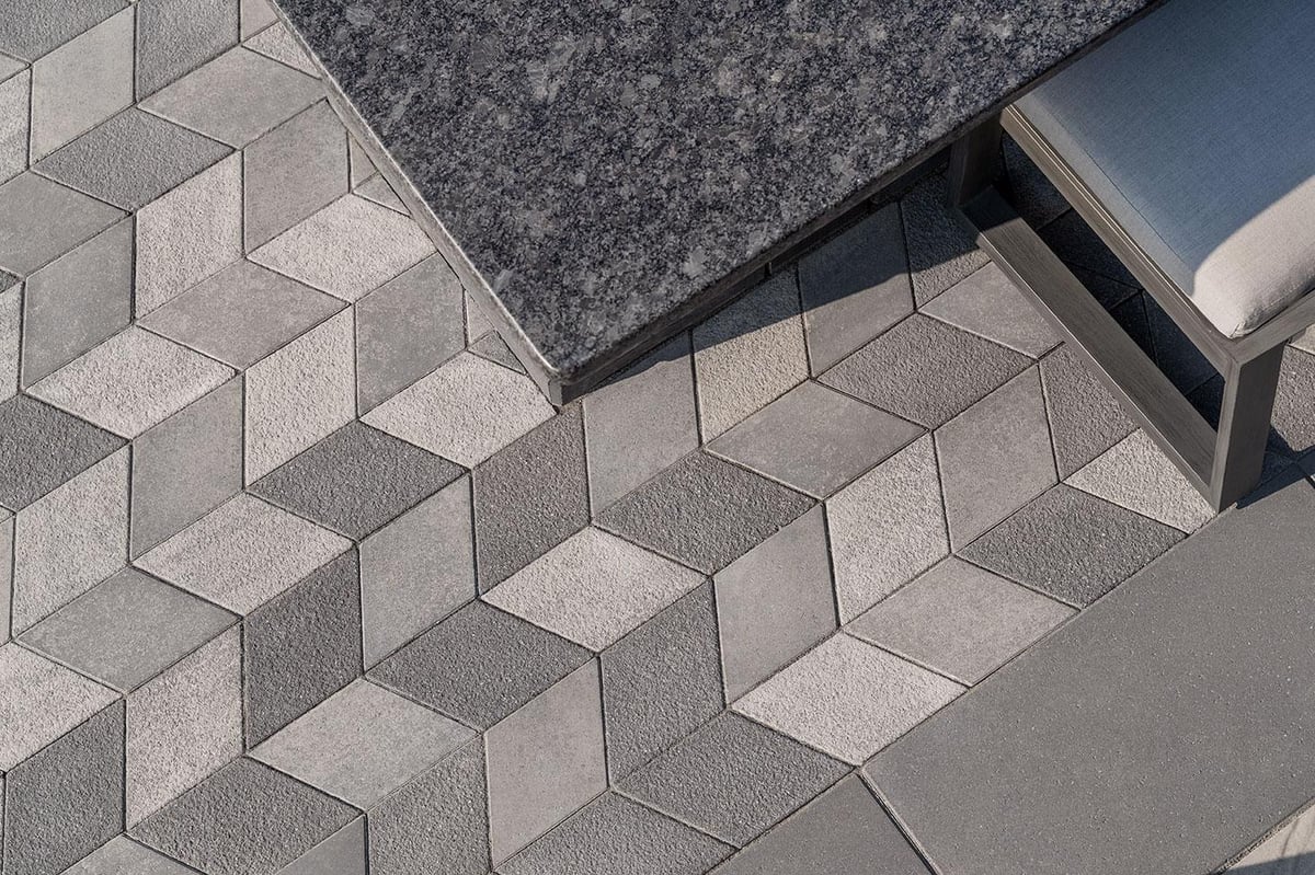 Pavimentos lisos con forma de diamante