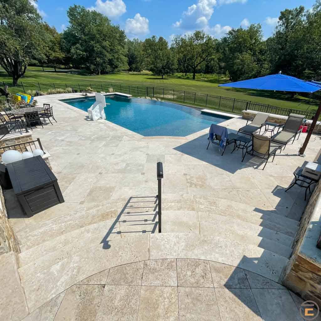 Ivory Vanilla Travertine Pavers