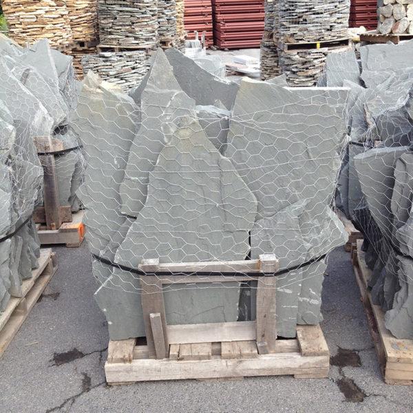 Tumbled Irregular Bluestone Natural Cleft